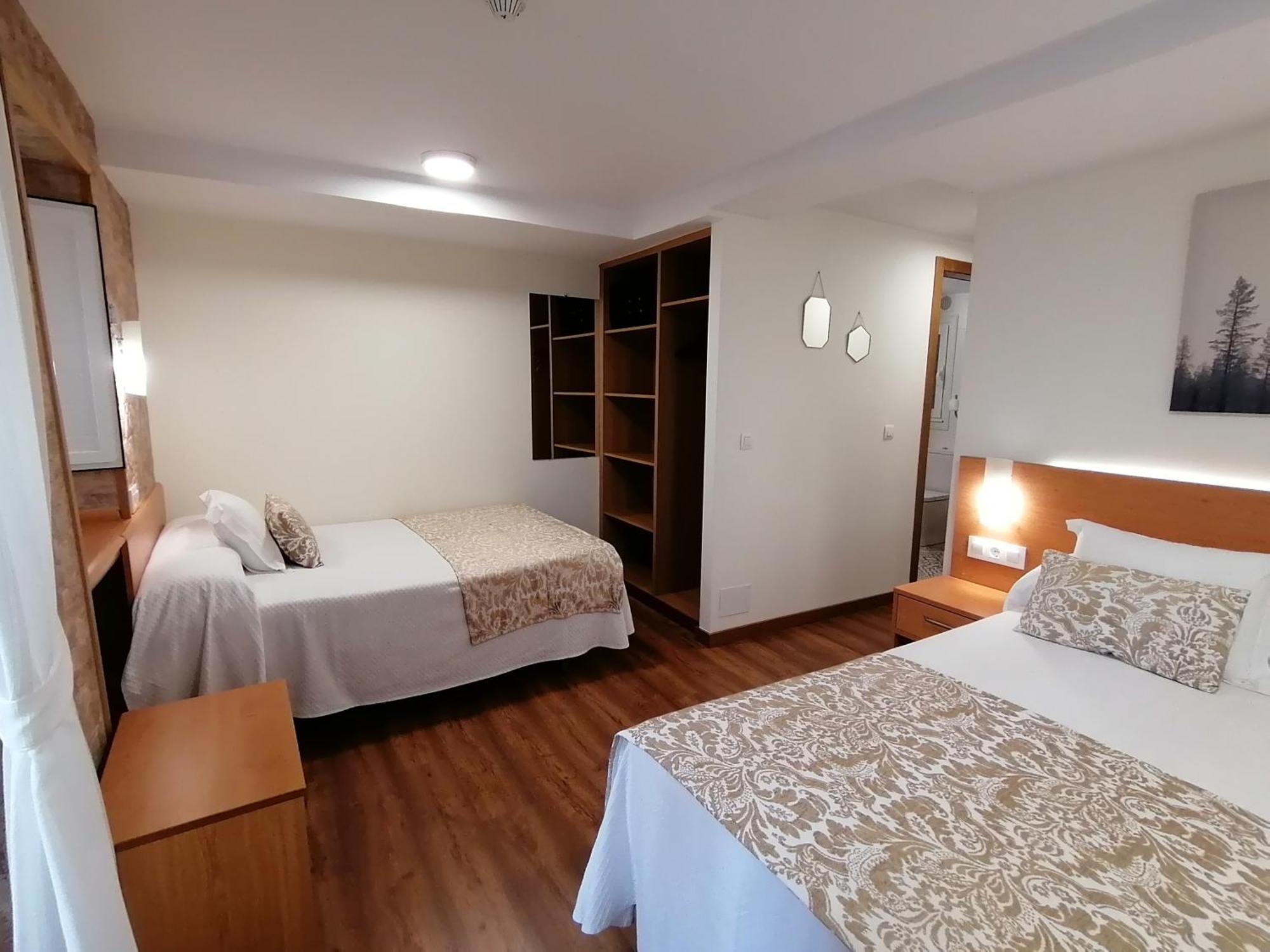 Hostal Anosa Casa サンティアゴ・デ・コンポステーラ 部屋 写真